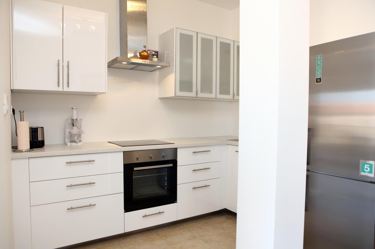 Charming San Simon Beach Apartment Jn Izola Exteriör bild